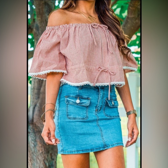 Red Striped Off-Shoulder Top and Blue Denim Skirt - Picture 3 of 3